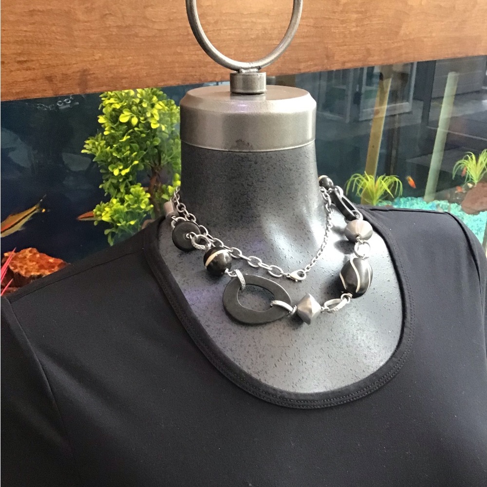 Long beautiful fashion necklace 🌹